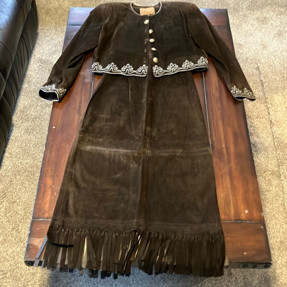 Double D Ranch Wear Pig Suede Brown Jacket & Skirt (Women’s Size S)